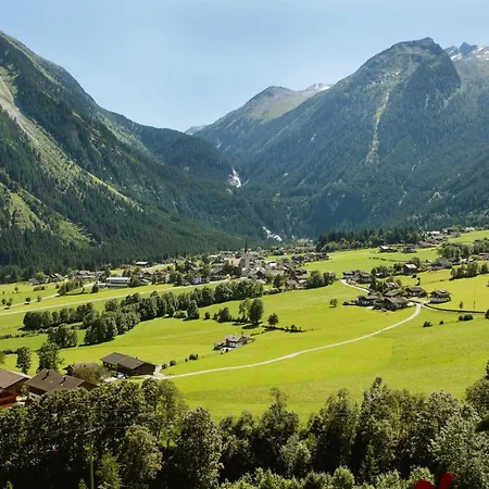 Horská chata In Near Europe's Highest Waterfall